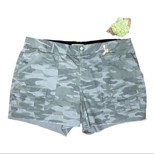 Democracy  Green Cut Off Camo "Ab" Technology Short  Sz: 24W
